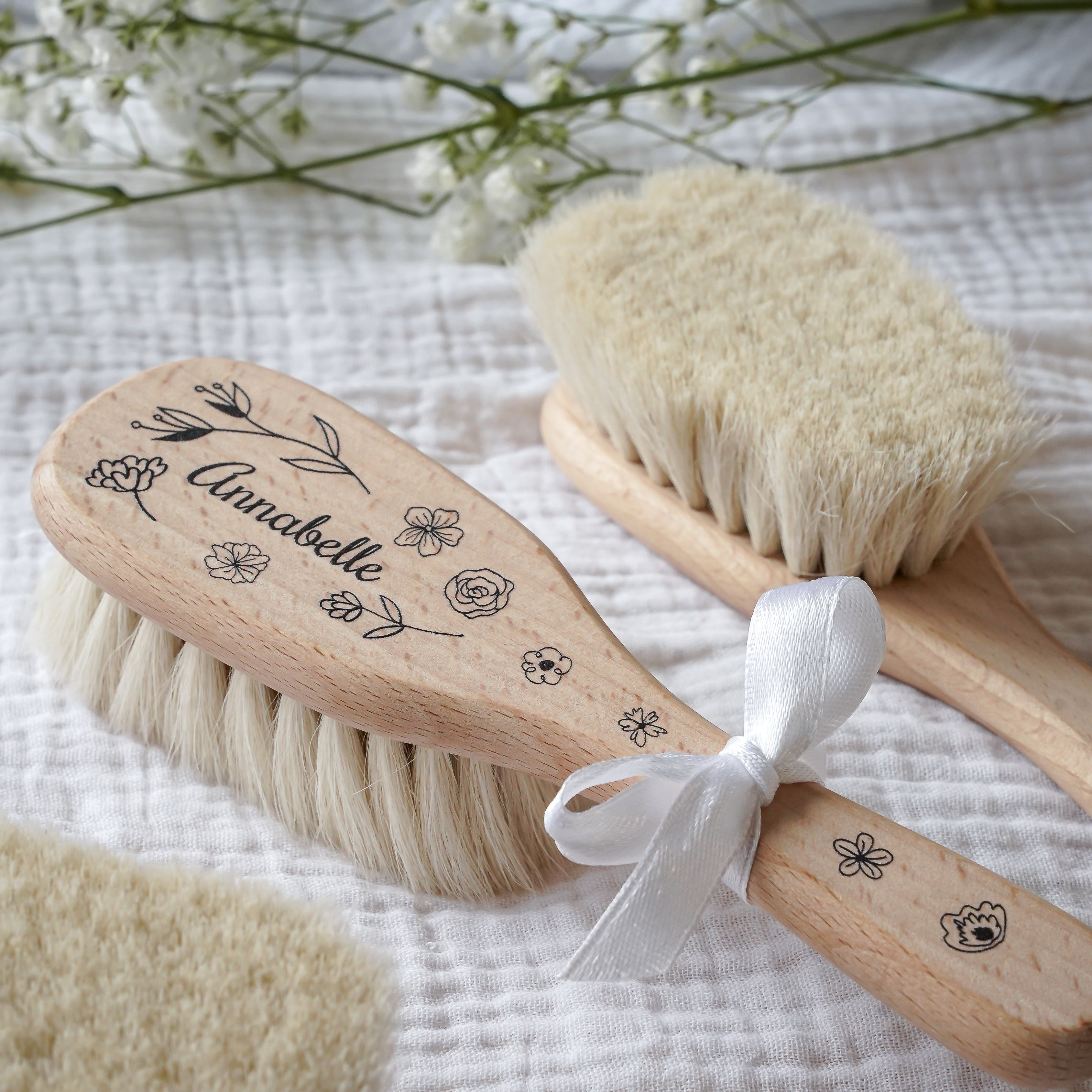 Babybürste Regenbogen Herzchen