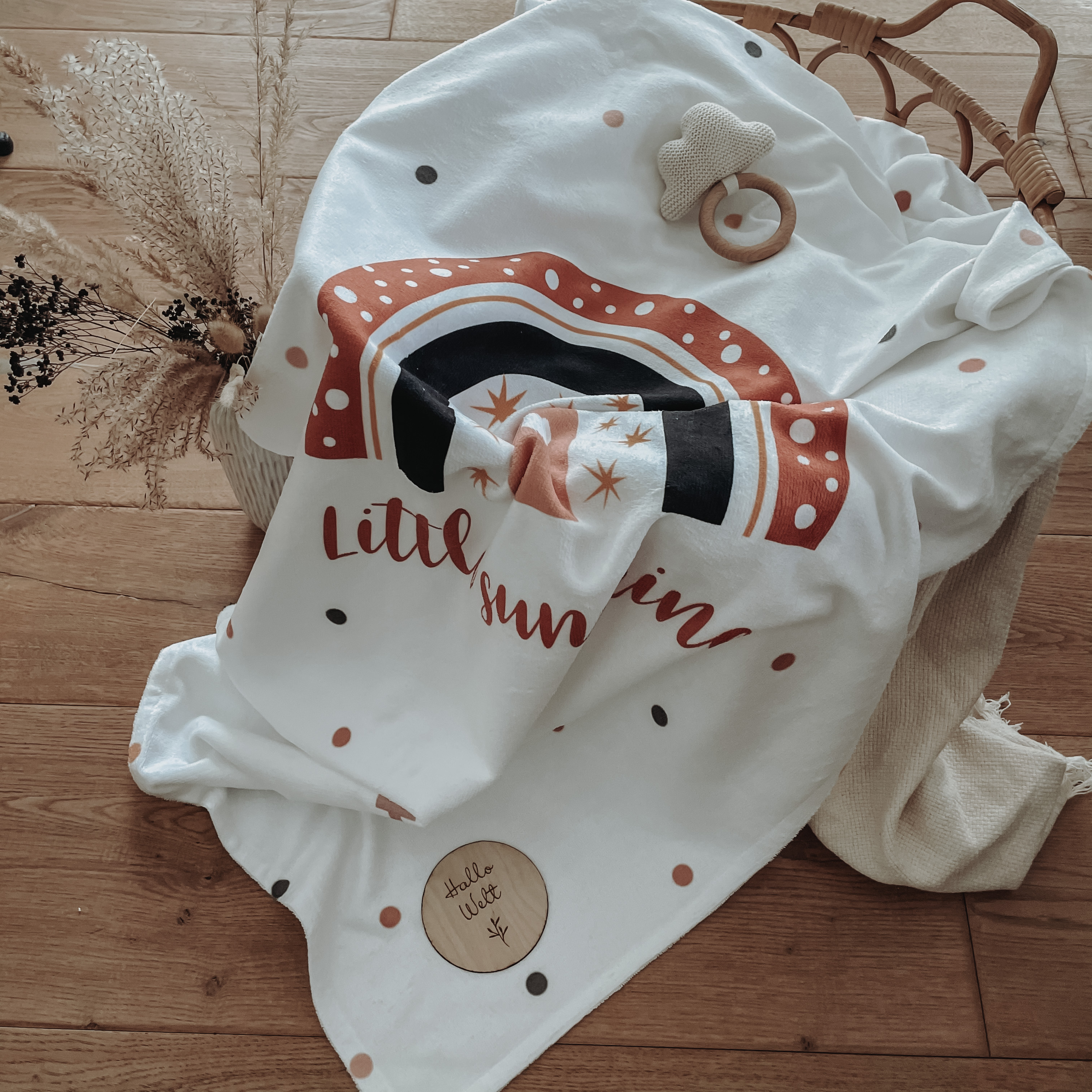 Handtuch 50x100 cm mit Namen oder Text personalisierbar im Design Regenbogen Sternchen