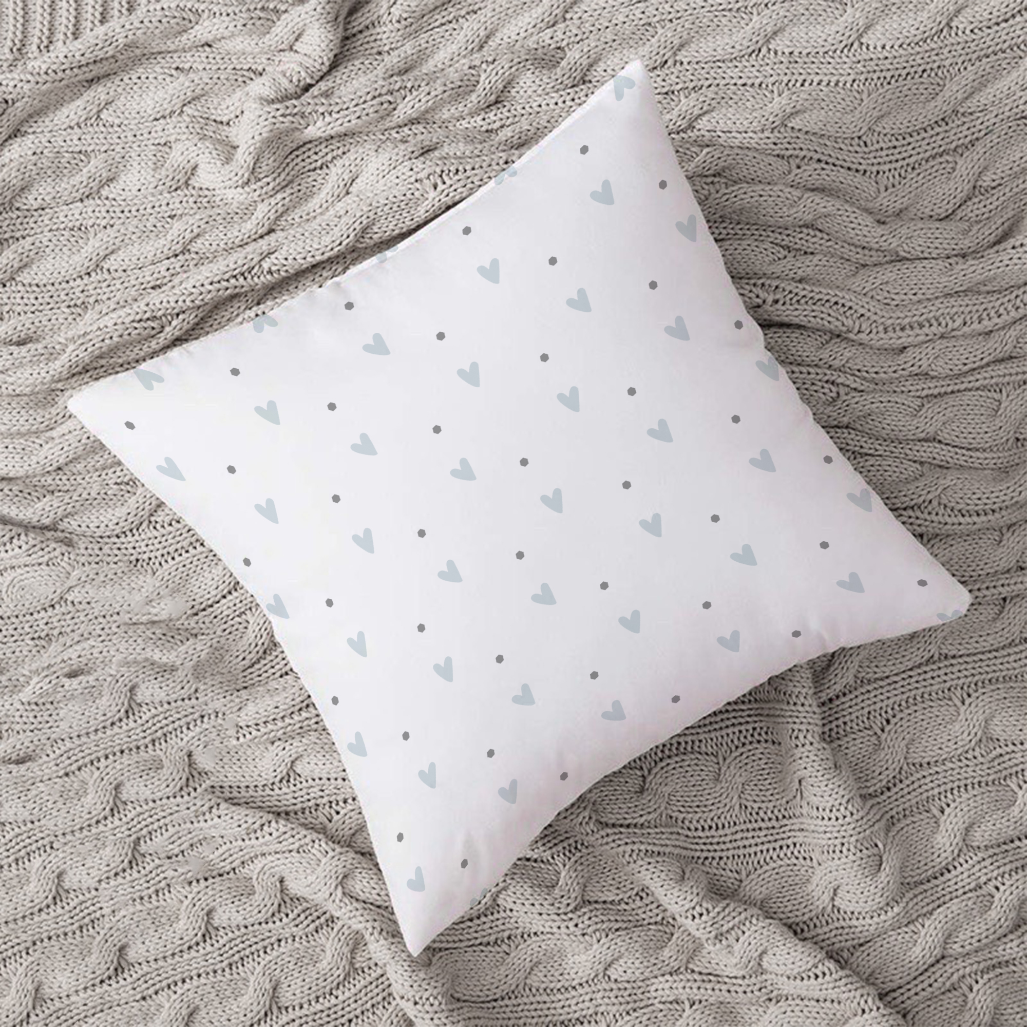 Personalisiertes Kissen „Schlummer-Delphin“ – Kuschelweich in Stick-Optik