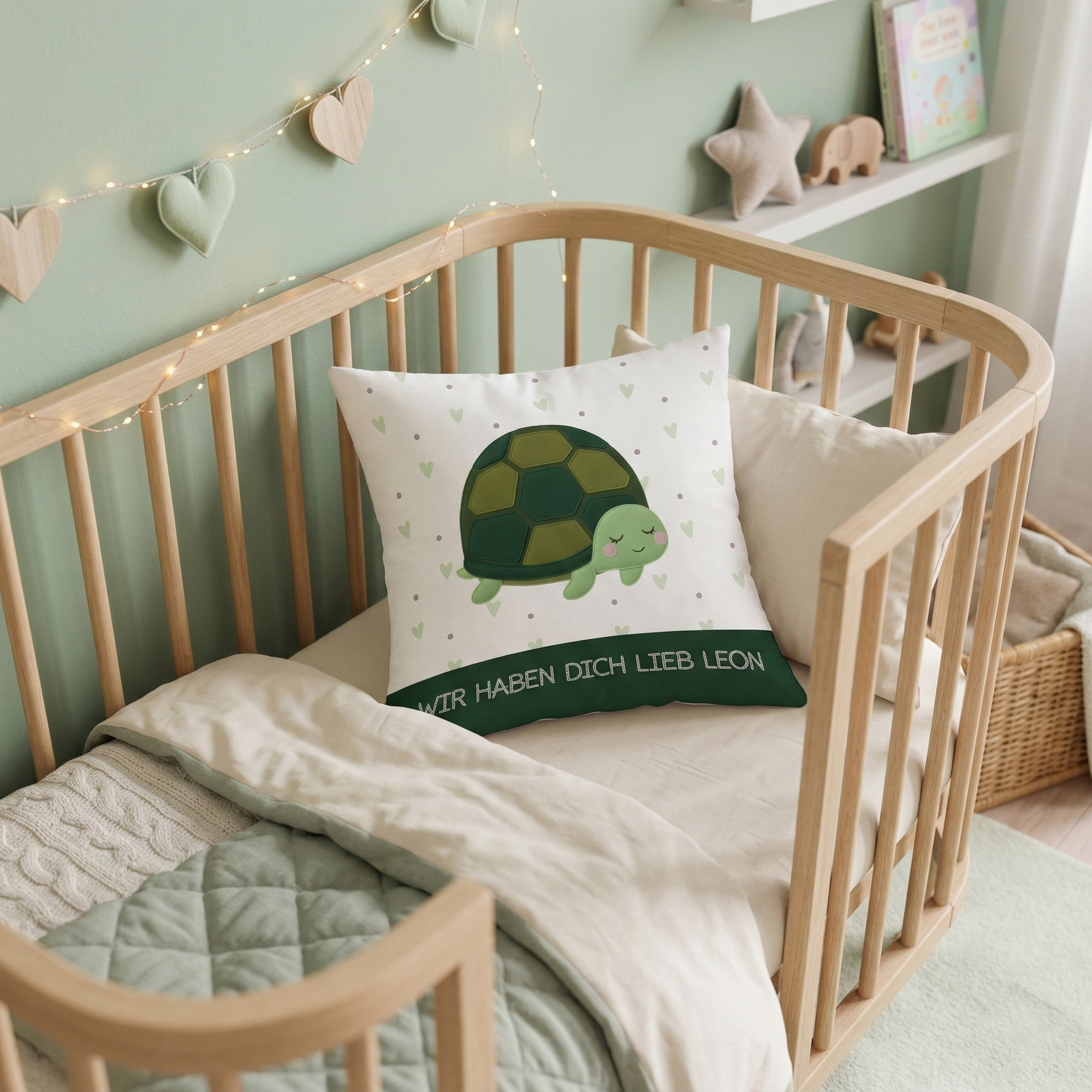 Personalisiertes Kissen „Schlummer-Schildkröte“ – Kuschelweich in Stick-Optik