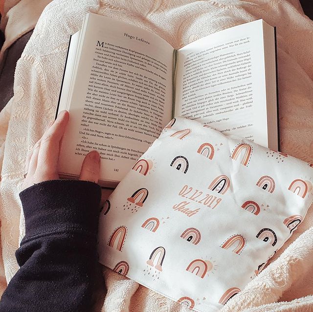 Regenbogenmuster - Kirschkernkissen mit Namen