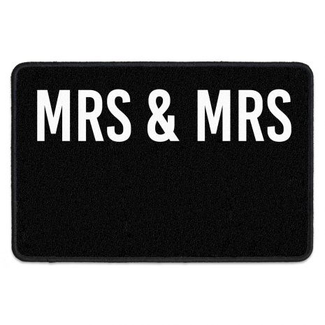 Mrs & Mrs - Fussmatte mit Namen