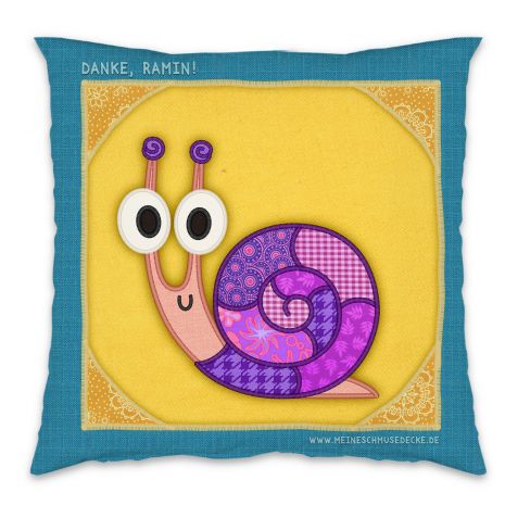 Cushion with snail